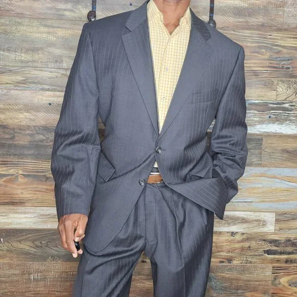 Ralph Lauren 100% Wool Gray Striped Made in Canada Suit 46R X 38W - Picture 6 of 13